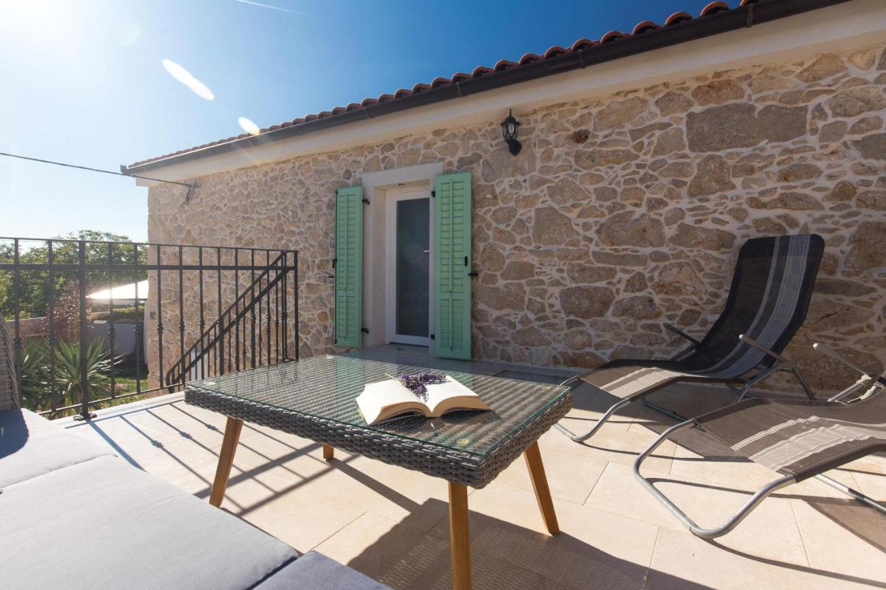 House Misto Villa Dobrinj Exterior photo