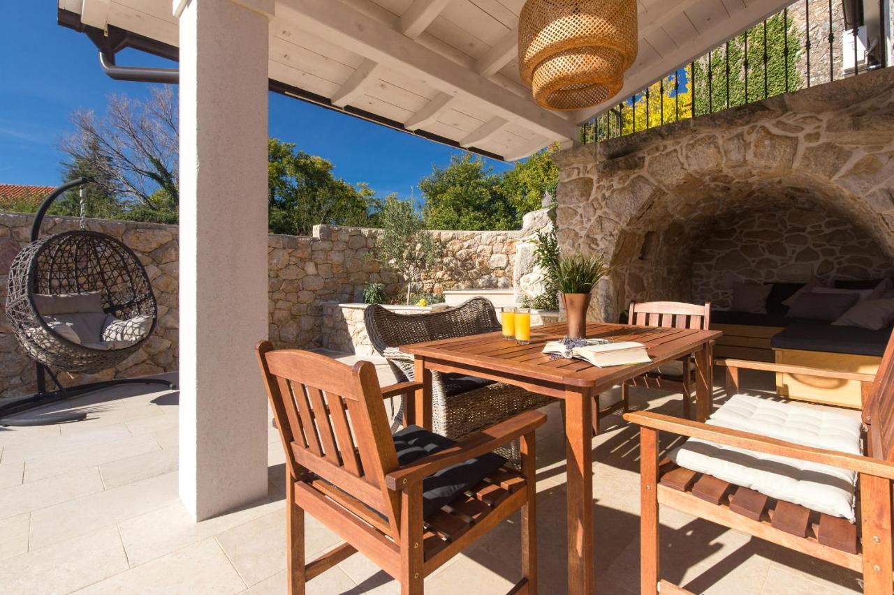 House Misto Villa Dobrinj Exterior photo